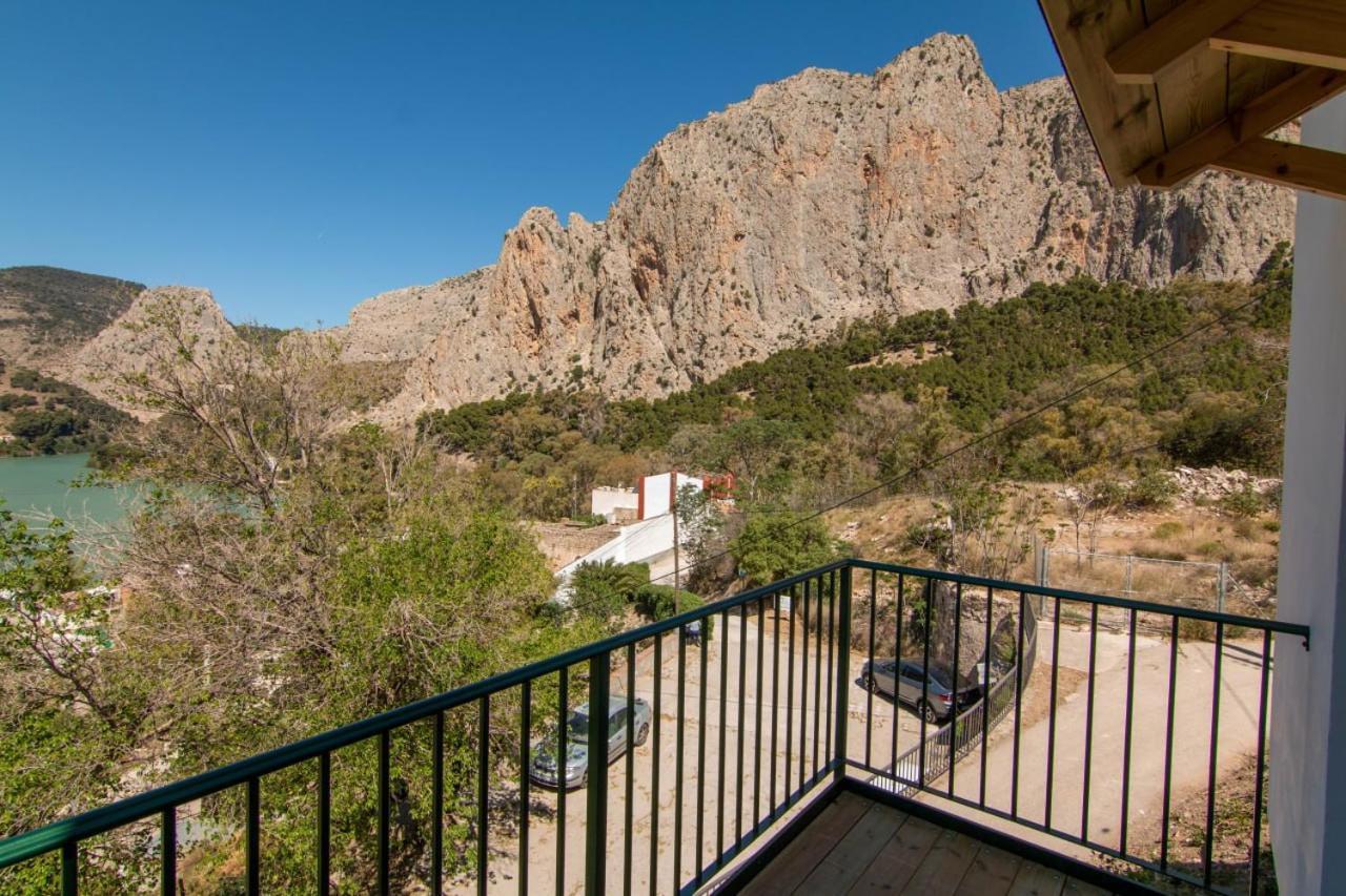 La Barberia De Miguel Vila El Chorro Exterior foto