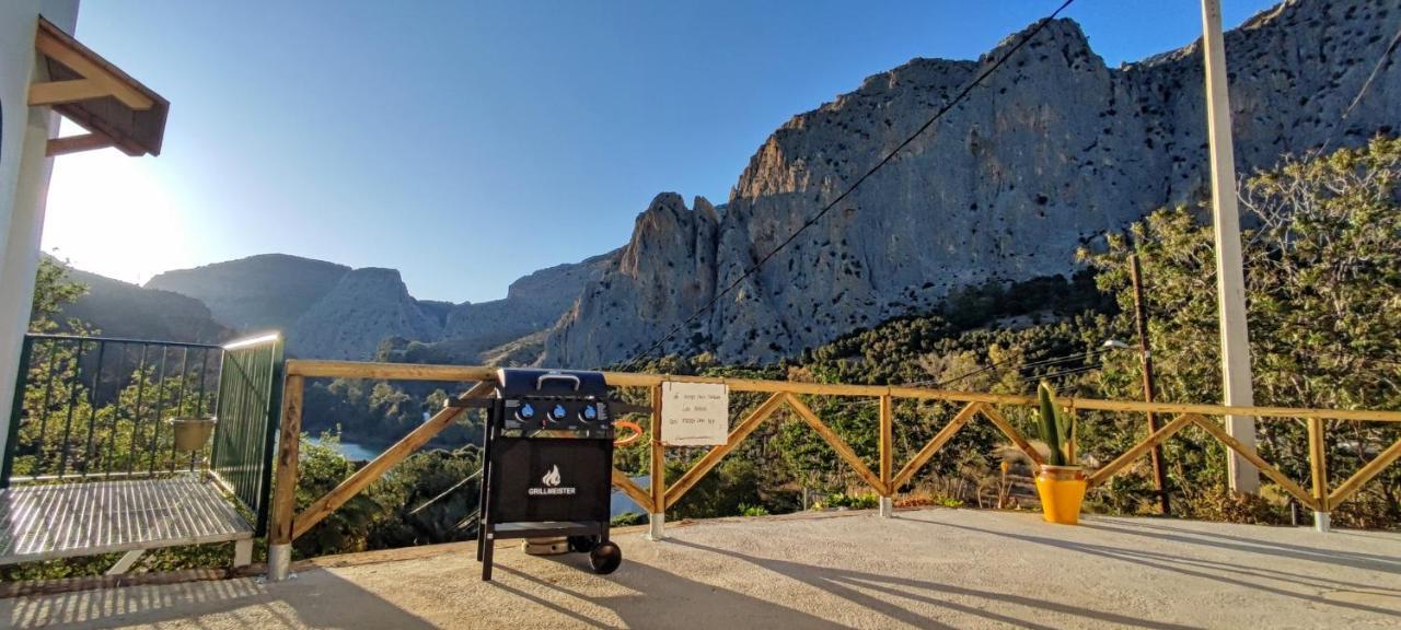 La Barberia De Miguel Vila El Chorro Exterior foto